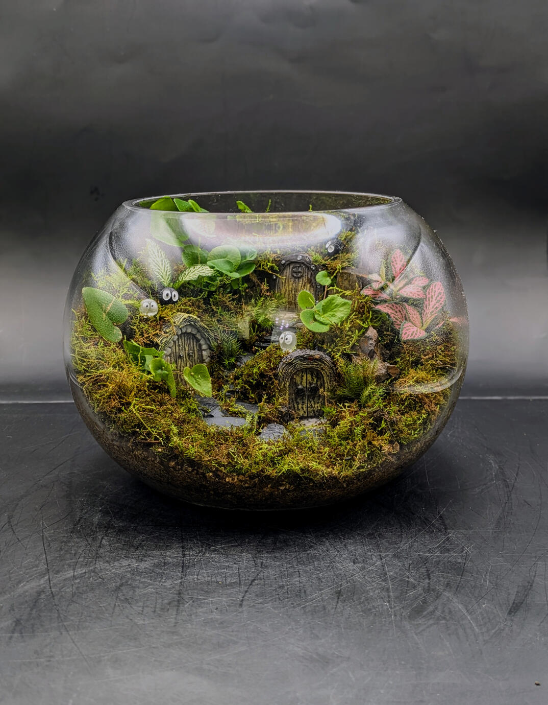 Hobbit houses ホビットの家 H14cm x W20cm