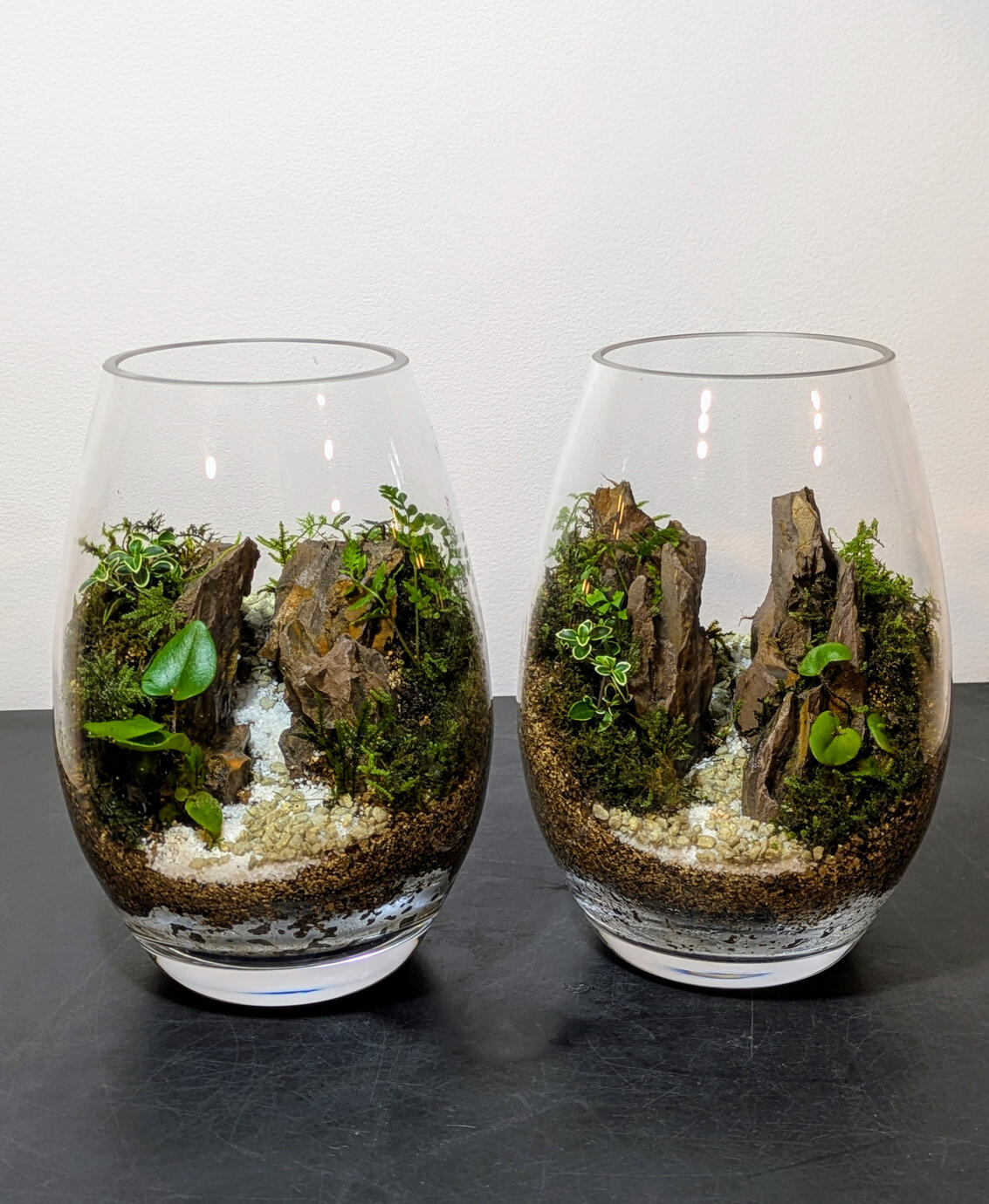 Wind Gorge 風峡 H25cm x W15cm